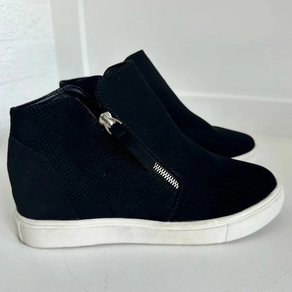 Worn once! JF Heeled Sneakers ~ Kayden‎ Style ~ Size 9 ~ Super Cute! - Picture 1 of 6